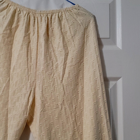 Le Senza Cream PJ Set - Picture 2 of 6